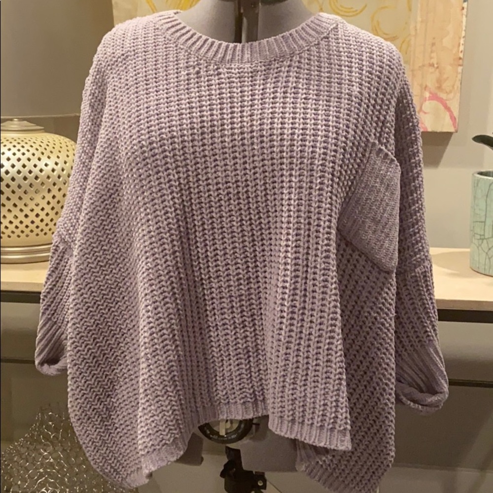 Super soft oversized sweater!
